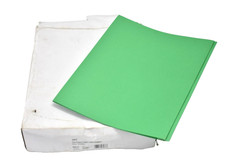 Avery 2 Pocket Folders Prong Fastener 25 Pack Green 47977 11" x 8-1/2"