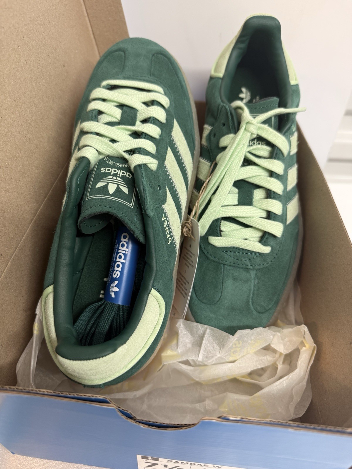Adidas Sambae Collegiate Green Spark Gum Lace-Up Women's Low Top Sneakers  thumbnail 3