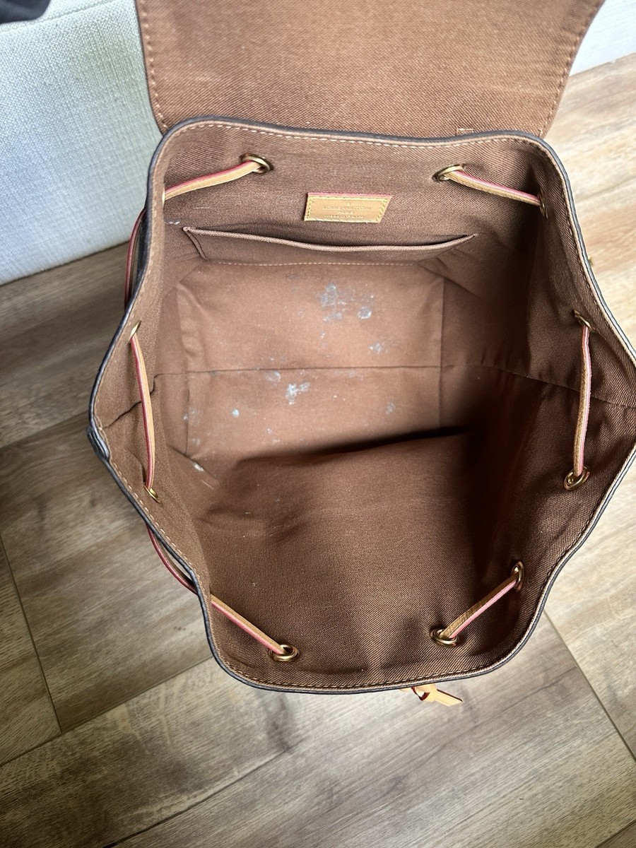 Louis Vuitton Montsouris Backpack Brown Canvas Monogram for  display picture 3