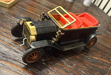 Vintage Japan Battery Op 1909 Ford Model T Tin Toy Car Old Timer Untested