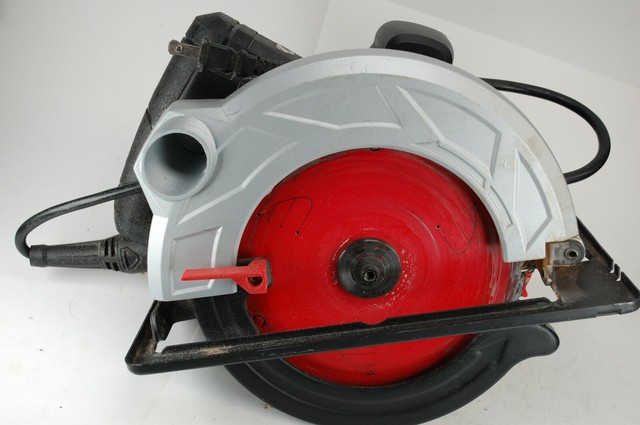 USED: Drill Master 69079 7-1/4 in. 10 Amp Circular Saw for sale online
