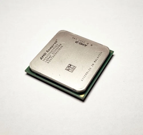 AMD Sempron 2500+  1.4 GHz - SDA2500AIO3BX Socket 754