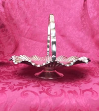 Mappin & Webb - Silver metal basket with standing handle. Good condition!