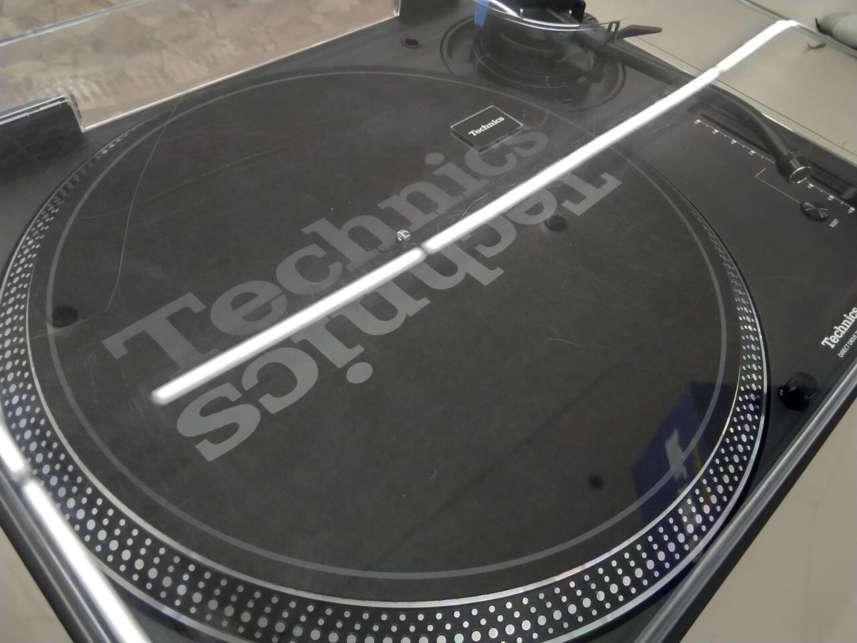 ☺︎ SL-1200MK7 Technics Direct Drive Turntable System SL-1200MK7