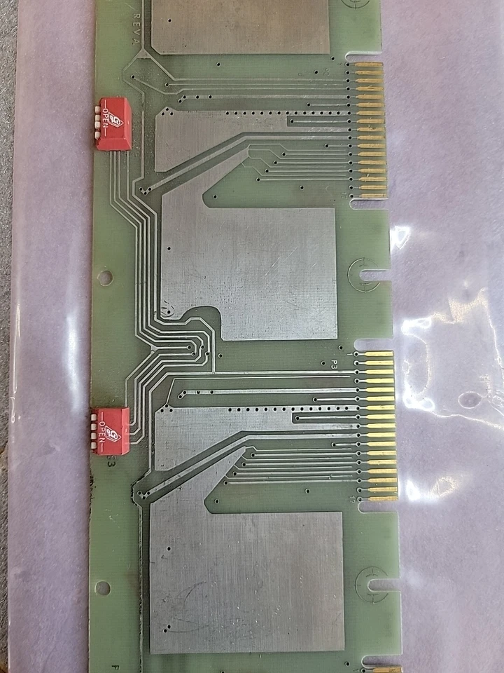 Modicon PCB J513 Rev. A - Image 4 of 4