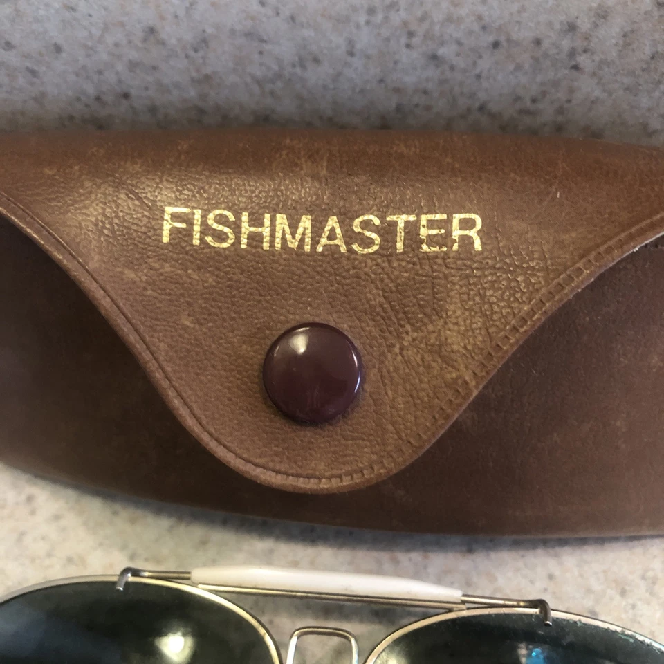 Gafas de sol vintage FishMaster Aviator doradas con estuche Foto 2 de 4