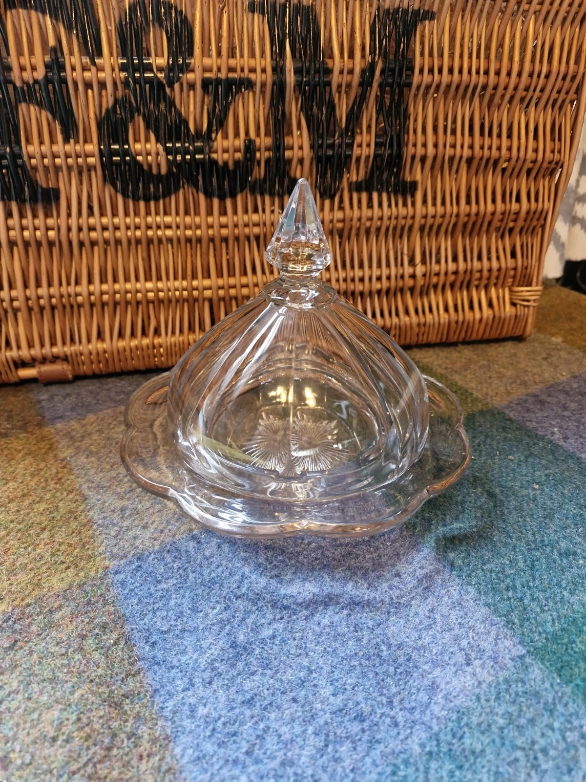 Incredible Vintage Glass Butter Done With Large Spire Knob Very Good Condition