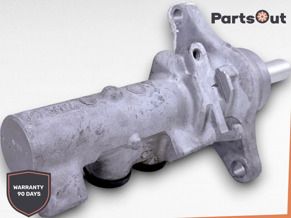 Cilindro de freno maestro Mercedes W204 C300 2008-2014 2044300501 Foto 2 de 4