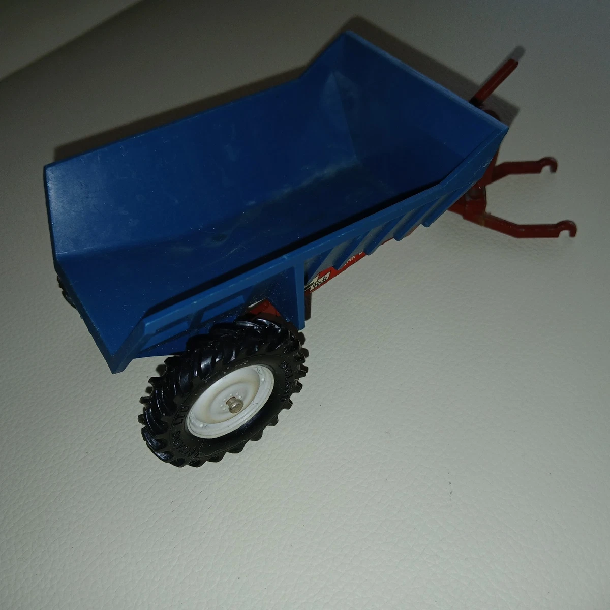 Remorque ferme à benne basculante tracteur Shawnee Poole vintage 1970's Britains