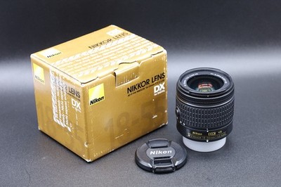 Nikon Nikkor AF-P DX 18-55 mm F/3.5-5.6 VR G Objektiv / #2438/ Zustand: SEHR GUT