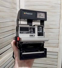 Polaroid Sun 600 Instant Camera
