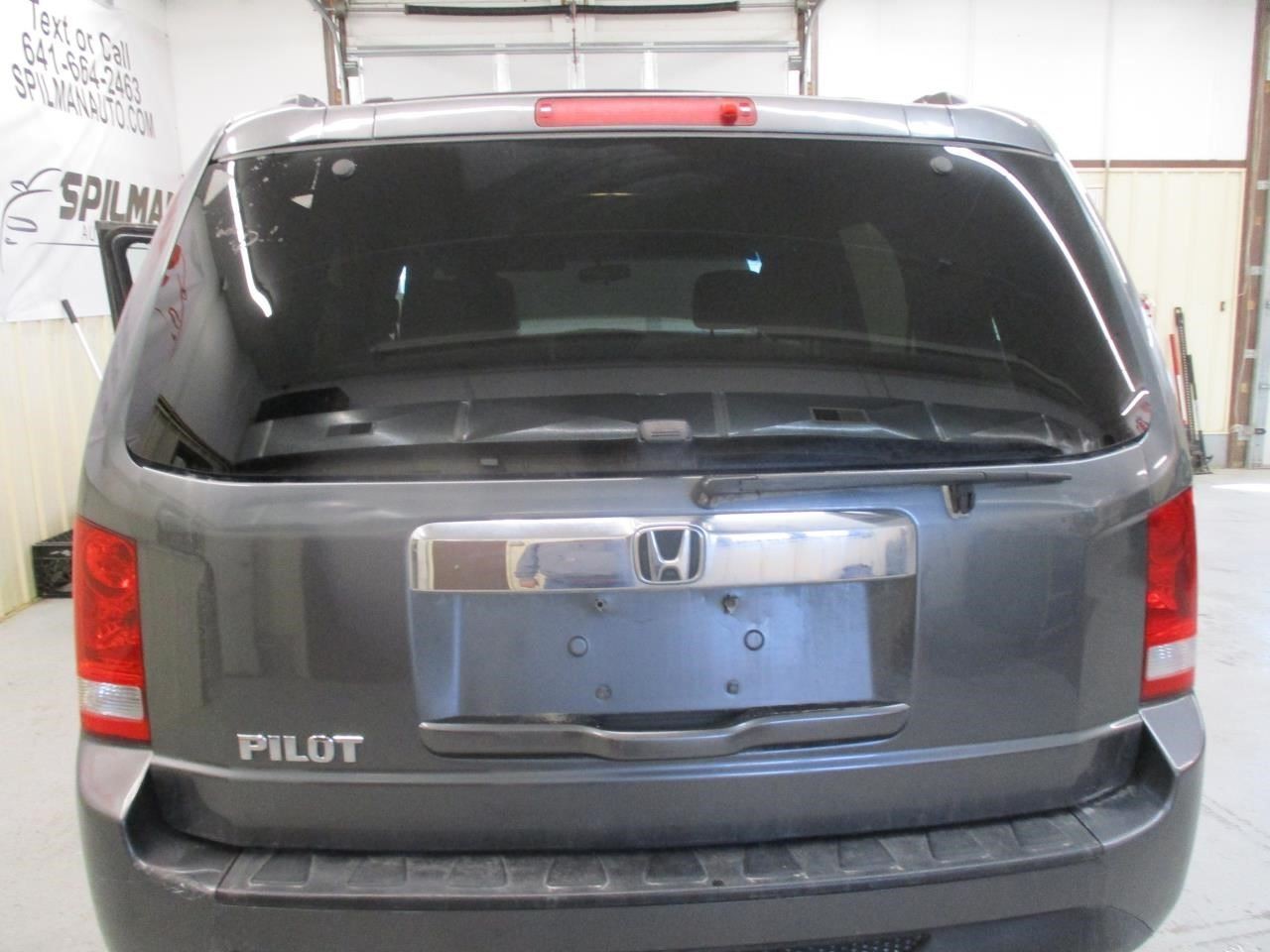 (LOCAL PICKUP ONLY) Trunk/Hatch/Tailgate EX Without Rear View Camera Fits 09-12 