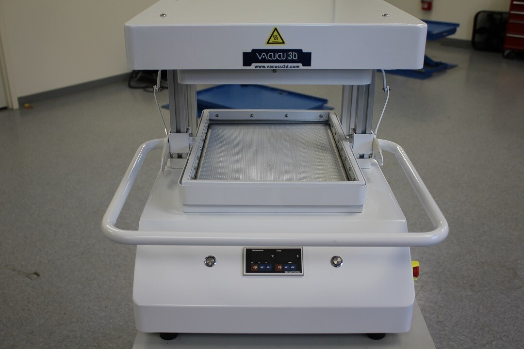 Vacucu 3D A3 The Desktop Vacuum Forming Machine eBay