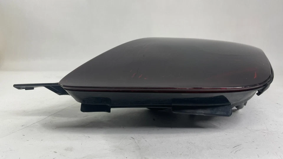 Luz trasera de paso derecho original Lexus SC430 2002-2005 81551-24080 Foto 3 de 4