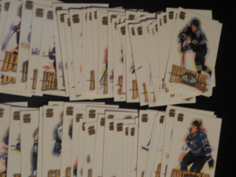 2000/2001 Paramount Hockey Parallels U PICK - Image 4 of 4