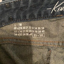 Mens Kenneth Cole 33 X 30 Blue Jeans With Stylish Holes 