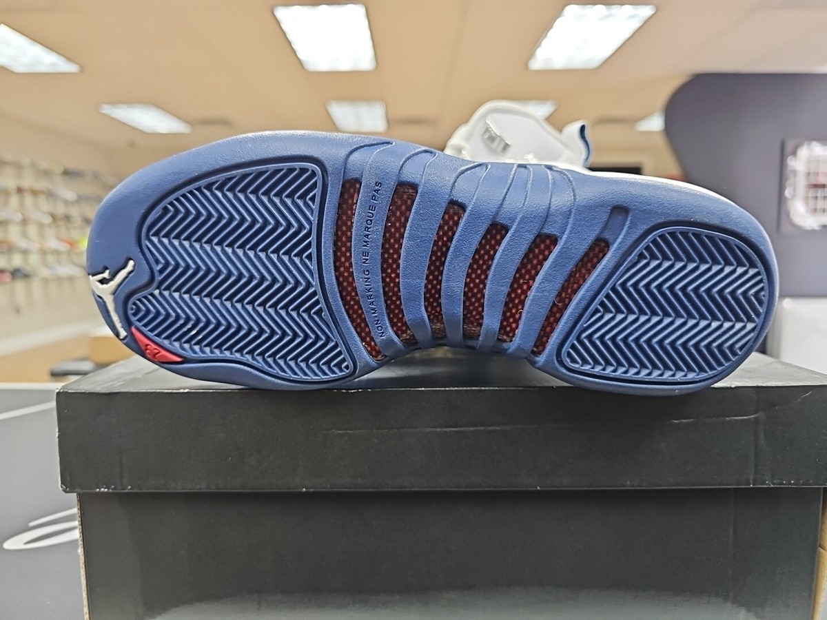AIR JORDAN 12 RETRO 