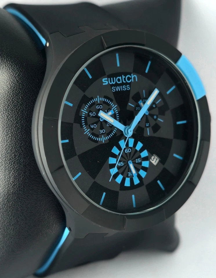 Reloj pulsera de cuarzo Swatch de lujo cronógrafo para hombre esfera negra con fecha correa de goma Foto 2 de 4