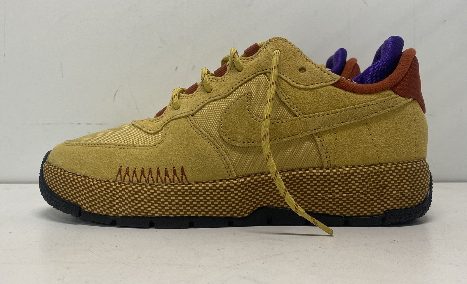 Nike Women Air Force 1 Wild Athletic Sneaker Size US 8