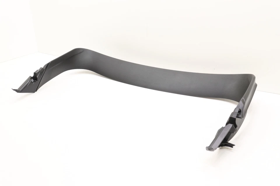 Alfa Romeo Stelvio 2018-2025 puerta levadiza trasera moldura superior panel de cubierta OEM 156129666 Foto 2 de 4