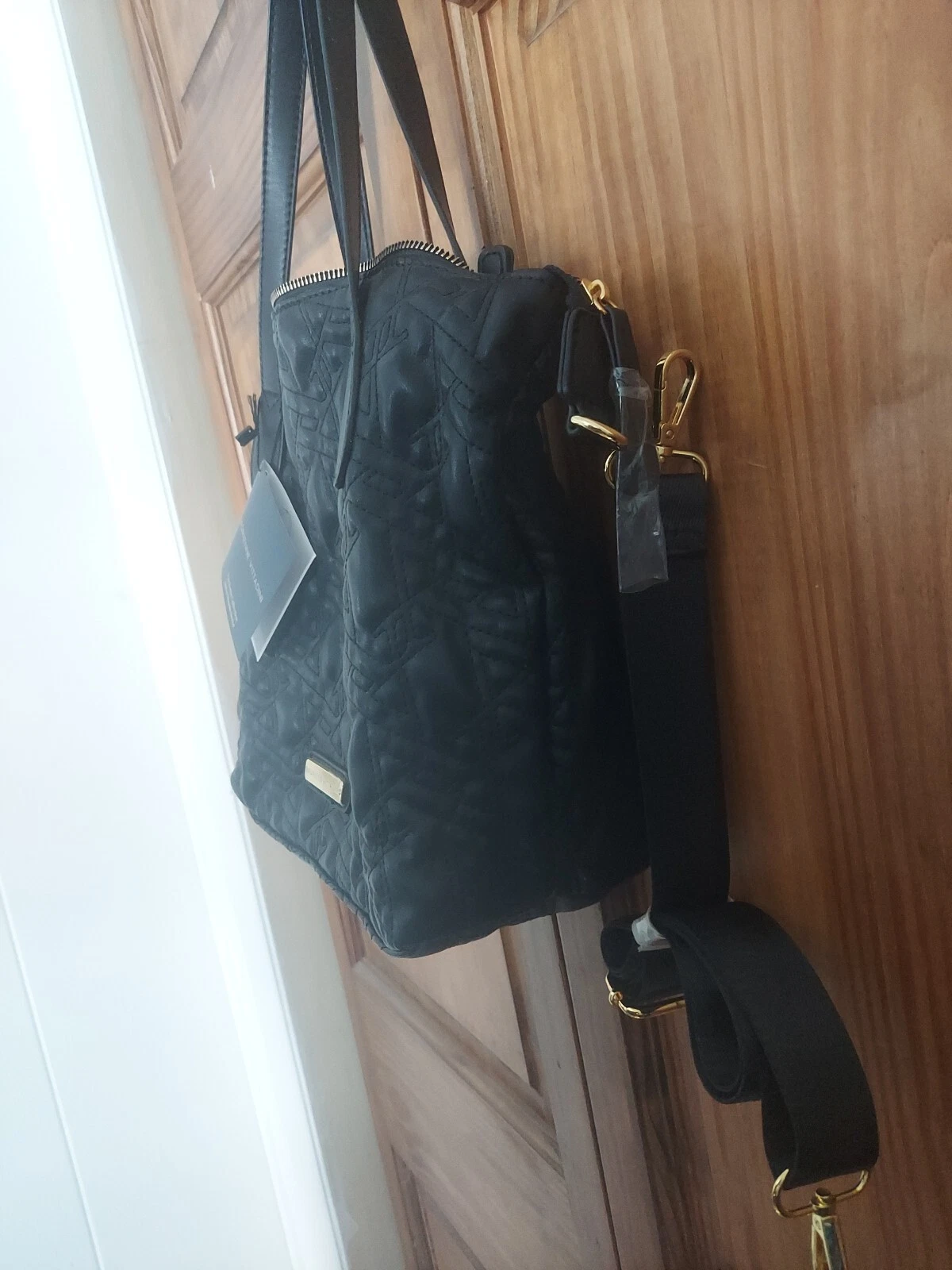 VETEMENTS Borsa a tracolla Adrienne Vittadini in pelle nera nuova con etichette