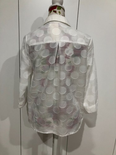 BRAND NEW - NONI B WHITE LONG SLEEVED PATTERNED BUTTON UP BLOUSE SIZE 10 - Picture 4 of 8