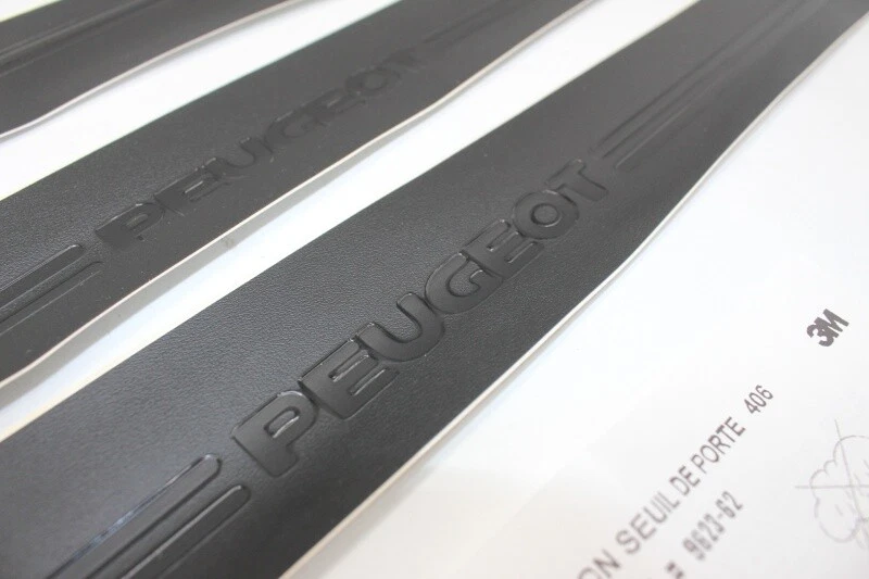 Protector umbral puerta entrada peugeot 406 962362 NUEVO NOS NEW OEM Foto 3 de 4