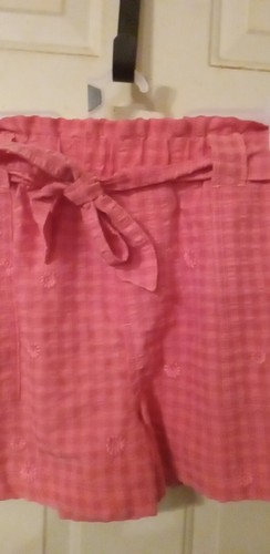 Womens Pink Shorts With Embroidered Pink Flowers With Side Pockets Size Xl... - Picture 4 of 9
