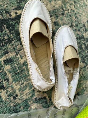 Havaianas Espadrilles - White - Brand New with Box - Size 7 - Picture 3 of 6