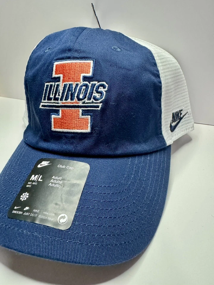 Illinois Fighting Illini Nike Vintage Club Trucker Sombrero Ajustable - Azul Marino/Blanco Foto 3 de 4
