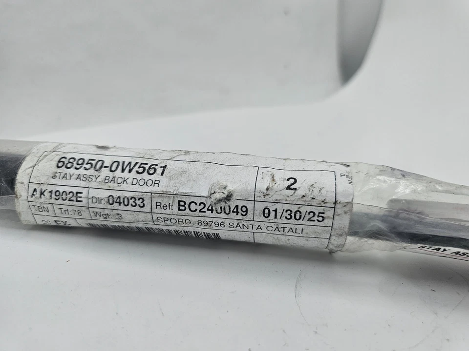 Стойка задней двери в сборе правая 68950-0W561 подходит для Toyota 2012-2015 Scion iQ - Изображение 3 из 4