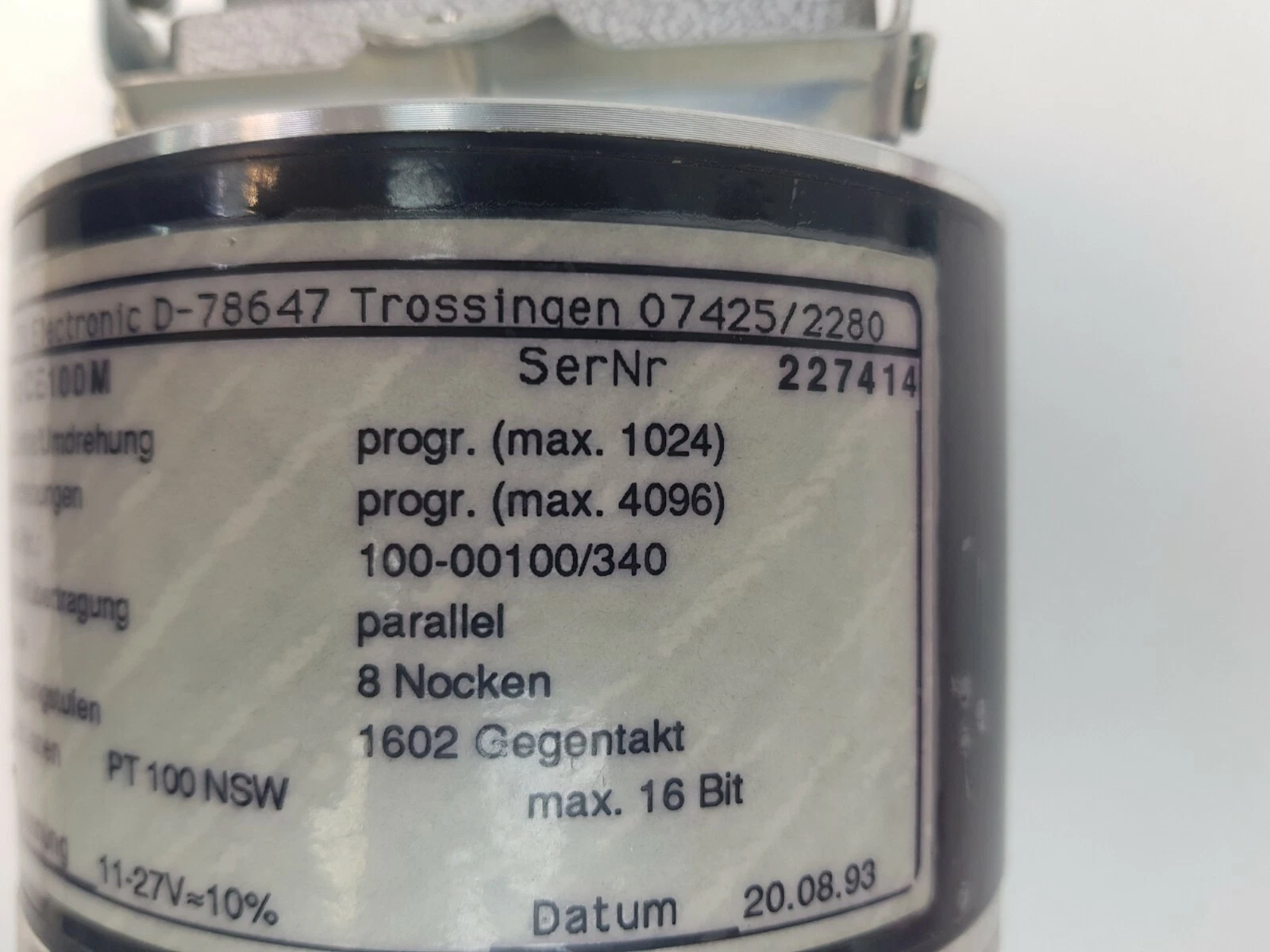 CE100M label data: progr. max. 1024 steps, max. 4096 revolutions, 100-00100/340, parallel