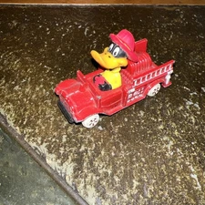 Daffy Duck Firefighter Fire Truck 1988 Looney Toons 