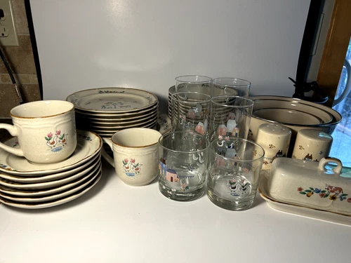 Vintage International Stoneware Heartland Japan Cottage core - Individual Pieces