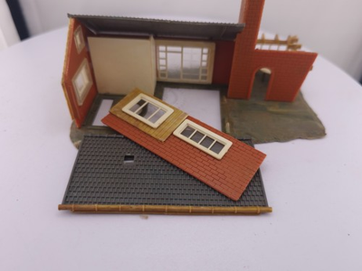 #ad *Read* Faller? N Scale BRICK HOUSE COTTAGE Building Scenery Layout Railroad $4.76