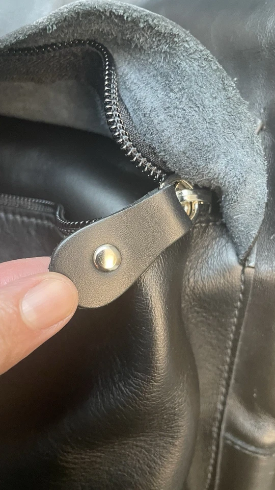 Mochila de raíces de cuero genuino, herrajes plateados Foto 4 de 4