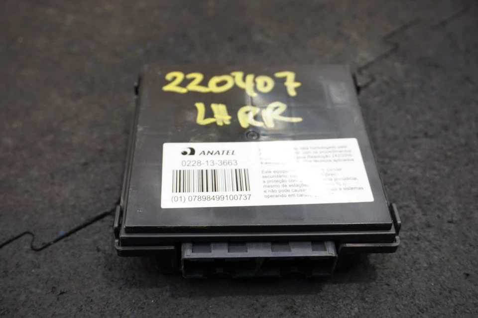 Módulo de bloqueo de entrada sin llave antirrobo OEM 13594683 Cadillac Escalade ESV 2015 Foto 3 de 4