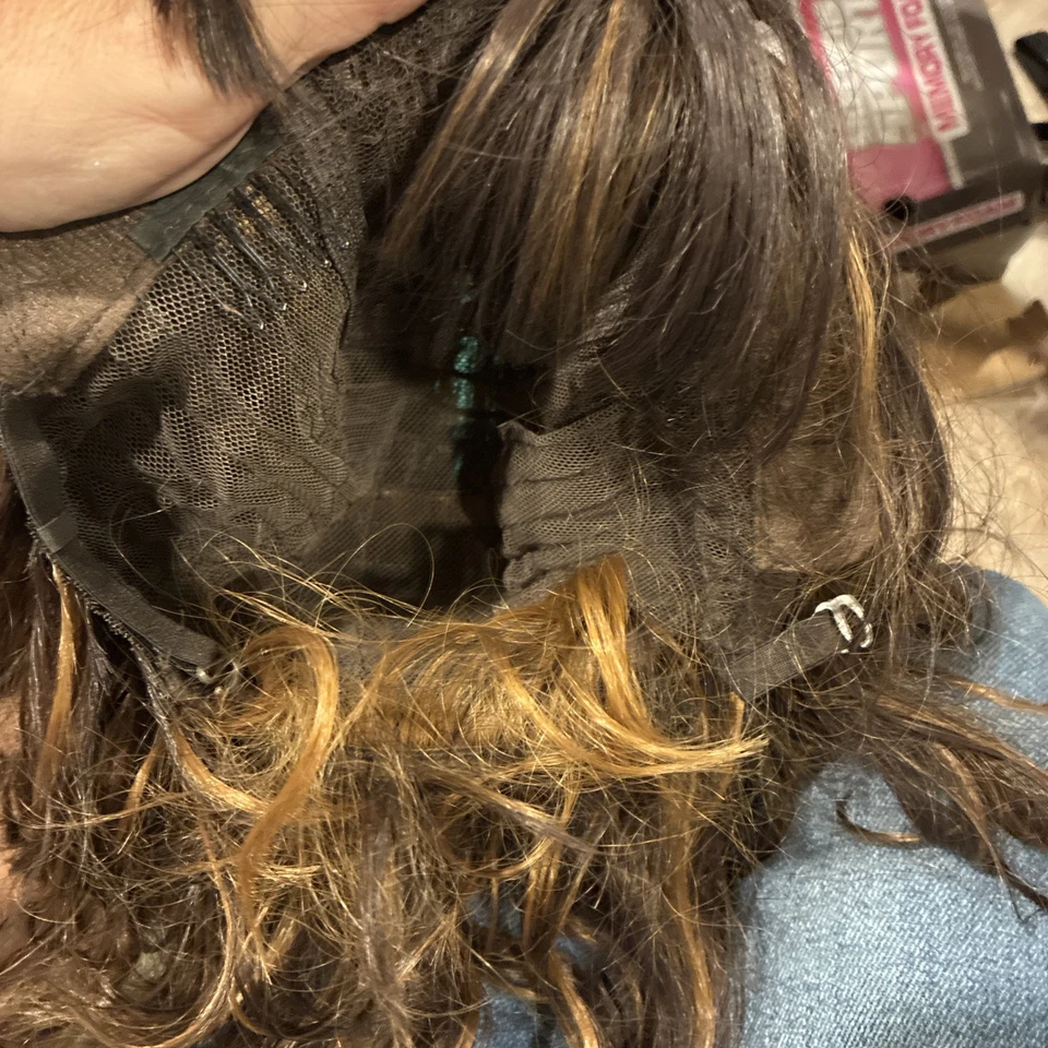 Коричневый волнистый парик - Изображение 3 из 3