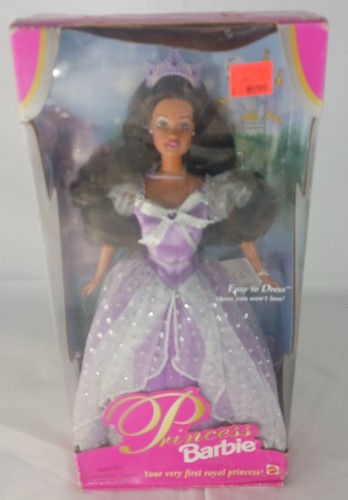 Muñeca fácil de vestir 1997 "Princesa Barbie" #18406 morena - Imagen 2 de 9