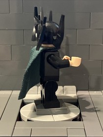 LEGO Hela Minifigure Sh0406 Marvel Super Heroes Set 76084