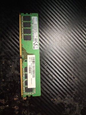 Samsung 8GB PC4-17000 (DDR4-2133MHz) Desktop Memory (M378A1K43BB1-CPB)