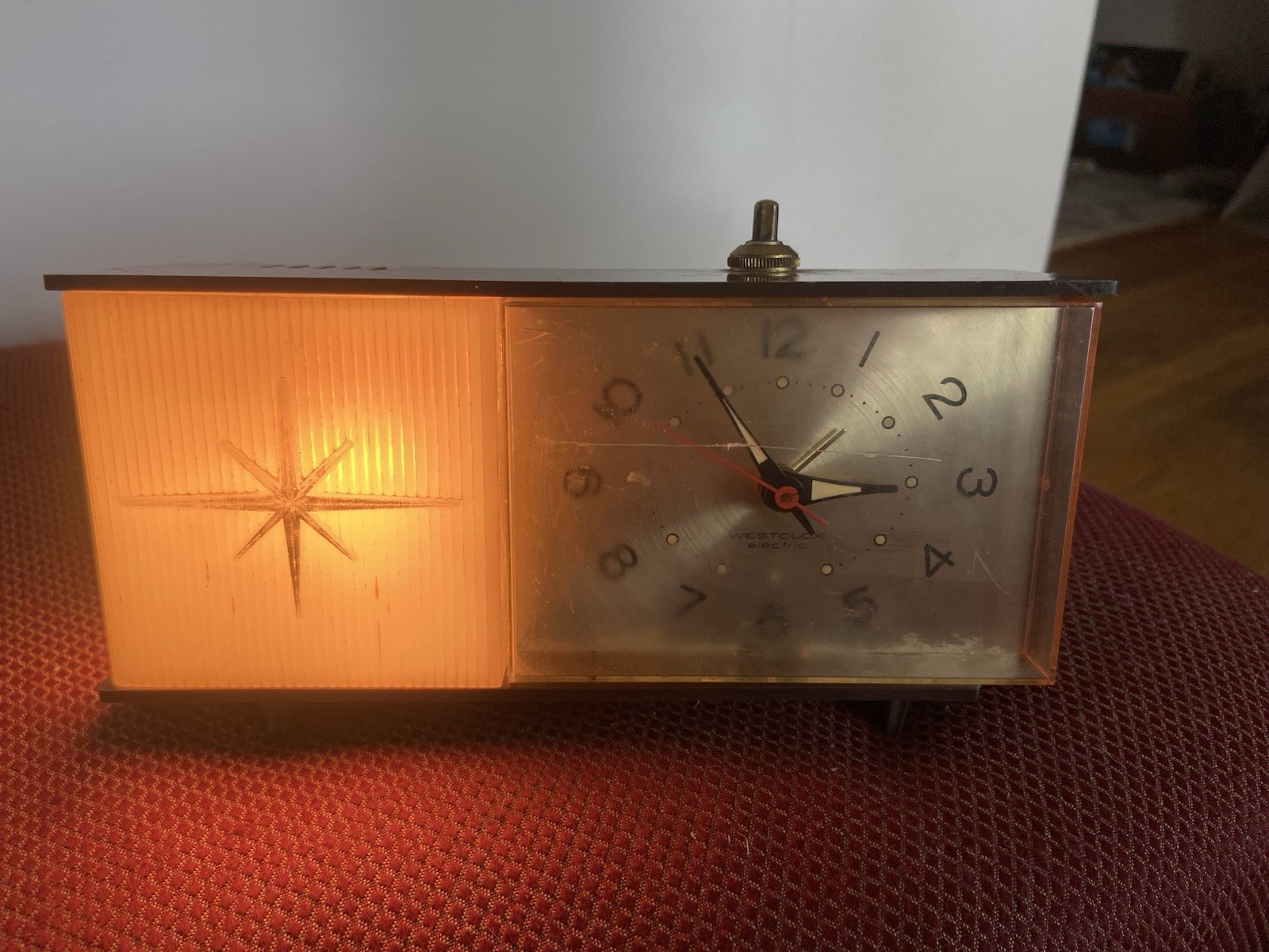 Vintage Westclox Moonbeam Alarm Clock with Light – Starburst Mid-Century Modern