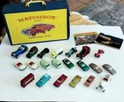 Vintage Matchbox Lesney Lot Of 21 Cars 2 Collectors Catalogs And Carrying Case