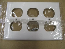 P&S P83-W 3gang duplex receptacle plate, white. (2pk).
