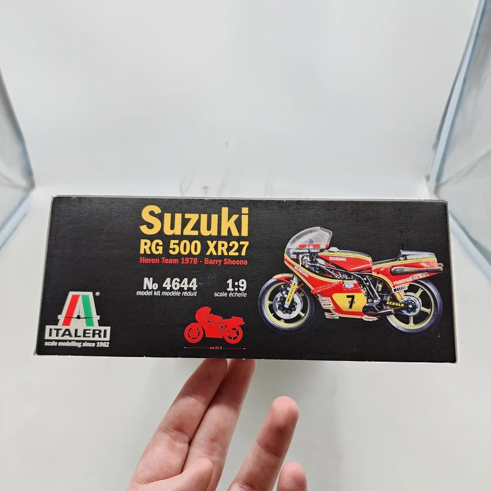 Italeri 1/9 Suzuki RG 500 XR27 (Team Heron Barry Sheene) 1978 #4644 EE. UU. Caja abierta Foto 4 de 4