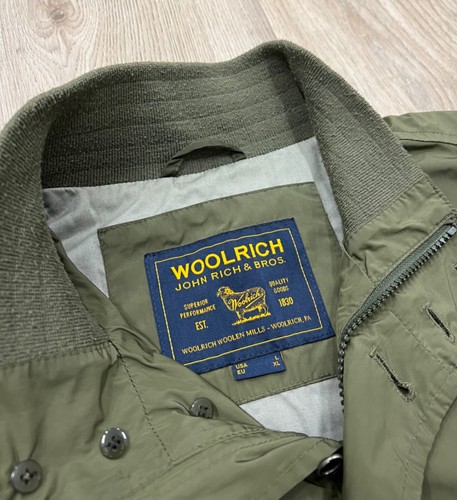 Woolrich Khaki Nylon Light Jacket - Picture 10 of 14
