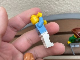 LEGO Pirates Bluecoat Governor's Daughter & Pirate Gunner Minifigures 70412