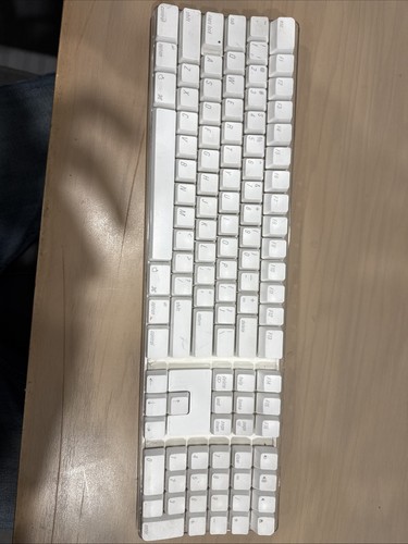 Apple Wireless Keyboard w/ Numeric Keypad A1016