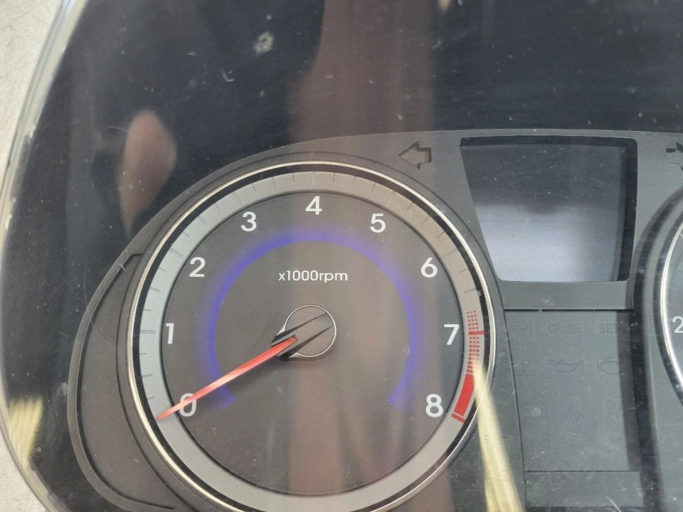 Hyundai Accent 2012 2013 2014 velocímetro odómetro cúmulo de cabeza 940011R015 Foto 2 de 4