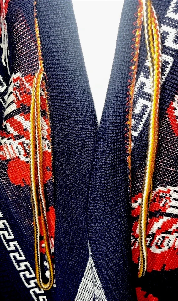 Poncho Vintage Aztecas Rojo/Blanco/Azul Excelente Estado Foto 3 de 4
